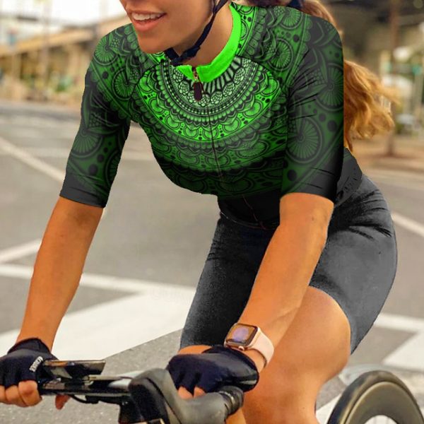 Women's Short Sleeve Cycling Jersey with Pockets